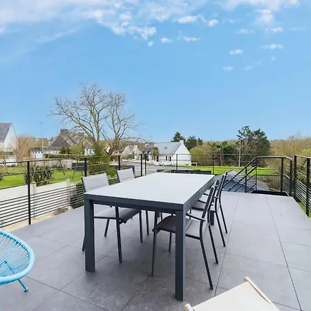 Maison Avec Terrasse Proche Et Port De